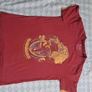 Souled Store Gryffindor Shirt Size S