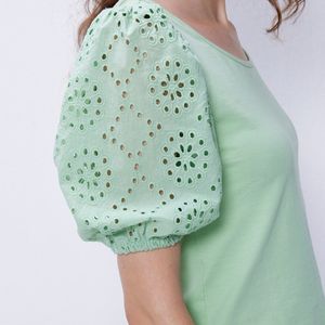 Pista Green Schiffli Top