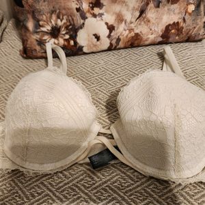 Undiz Padded Wired Bra