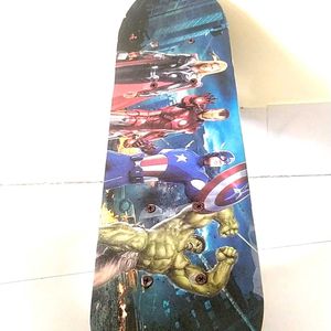 Amazing Avengers Roller Skate