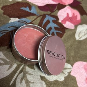 Makeup Revolution Like Pink Glowing Blush ☺️