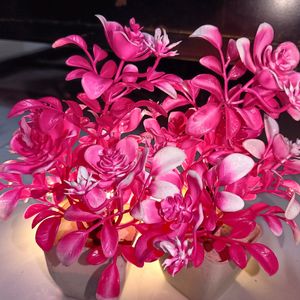 4 Artificial Flowers Pot