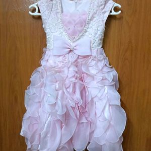 New baby pink girls frock  (size 6)