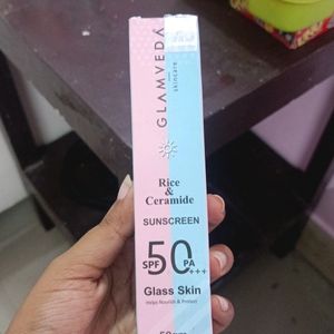 GLAMVEDA SKINCARE PRODUCTS FOR GLASS SKIN