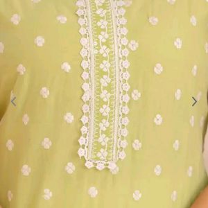 Green Floral Embroidered Kurti