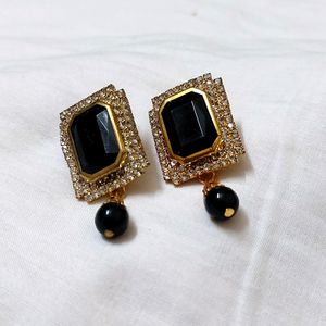 Black Stone Studded Jewellery Set