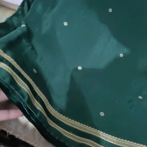 Dark Green 💚 Saree