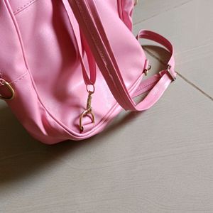 Awesome Quality Pink Bagpack For Kids