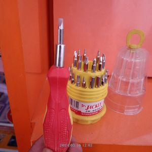 31 in 1 Screwdriver Kit