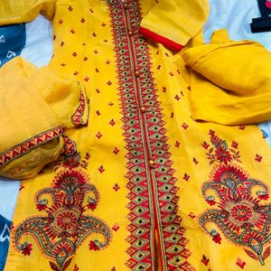 Embroidered Chanderi Suit