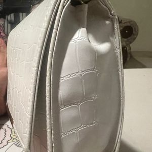 White Sling Bag (unused)