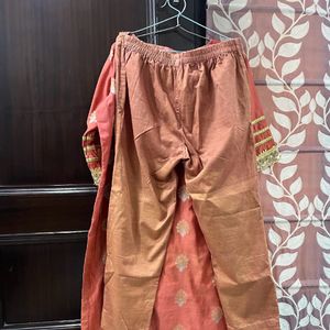 Kurta Pant Set With Gotta Lace Highlighted