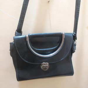 Sling Bag