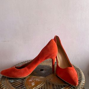 Carlton London Crimson Red Heels