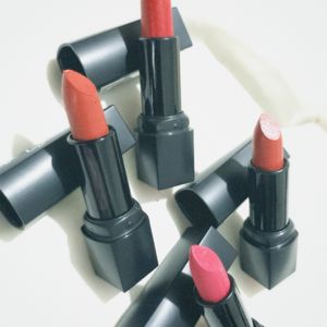 Neyah Conbo Lipstick With Naipolishes