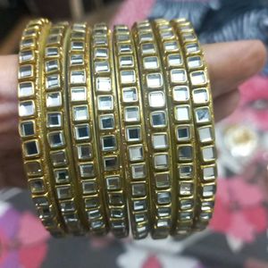 8 Choki Kundan Bangles