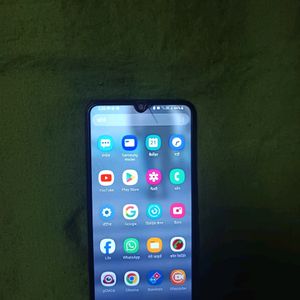 Samsung Galaxy A30 Smart phone