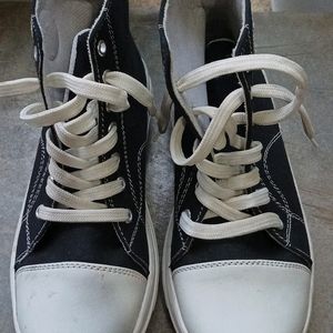 Complete New Converse High