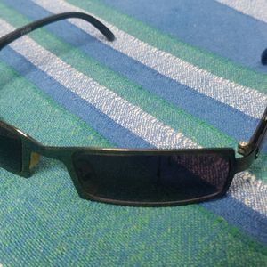 Good Kids Sunglasses  Black Glass