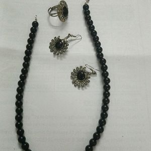 Black Pearl Necklace With Earrings And Ring