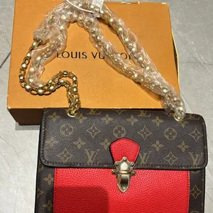 Lv Luxury Handbag First Copy