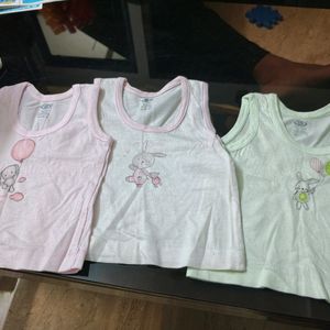 Baby's (0-1months) vests- set of 6