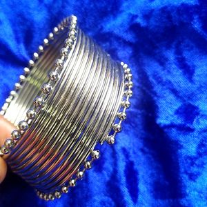 Metal Bangle