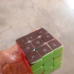 Rubik Cube 1 Piece Missing