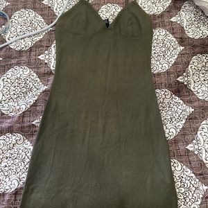 one peice dress xtra small size but can fit small size also