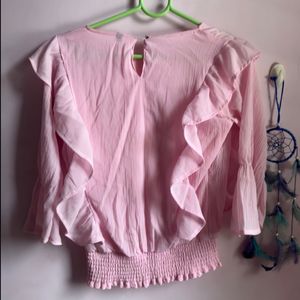 pink top,