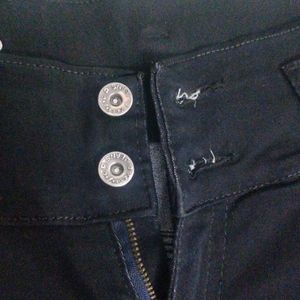 Black 3/4th Jeans With Silver Buttons