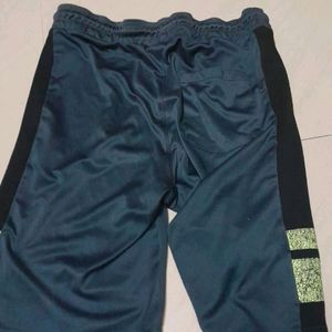 Max Shorts For Boys With Flaws And Used