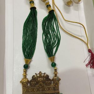 Green Golden Necklace