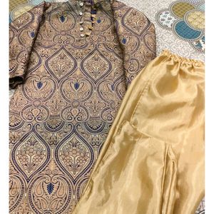 customize kurta pajama.