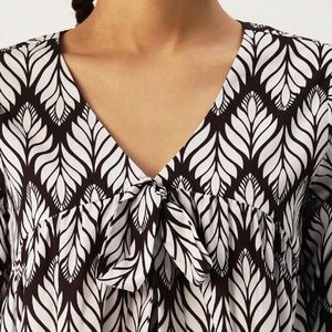 FLASH SALE Dressberry Women’s Top