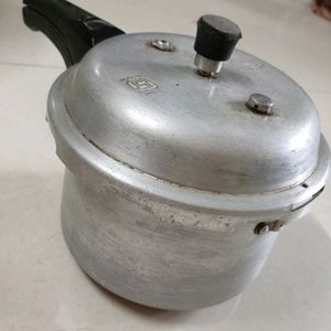 5 Ltr Pressur Cooker