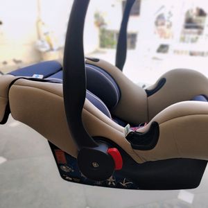 Brand New Luvlap Car Seat