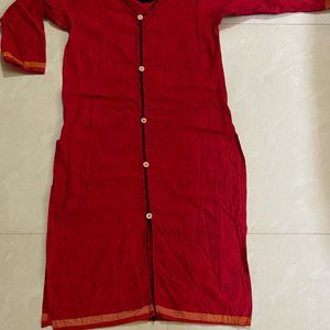 Red Kurti