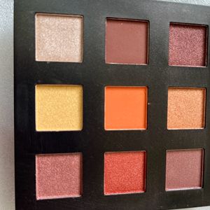 Eyeshadow Palatte Combo Matt And Glitter Finish