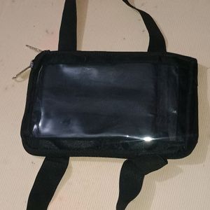 1 Waist Pouch And Navigation