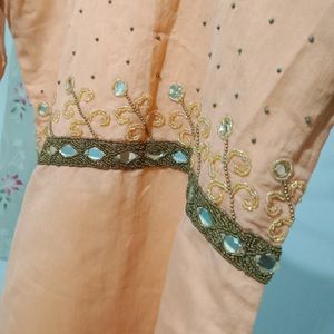 Pretty Mirror Kurti