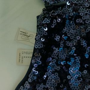 "FOREVER 21 Medium Midnight Blue Sequin Prom/Cockt