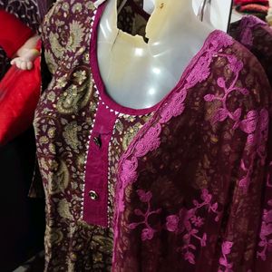 😍Beautiful Kurti Pant With Embroidered Dupatta🥰