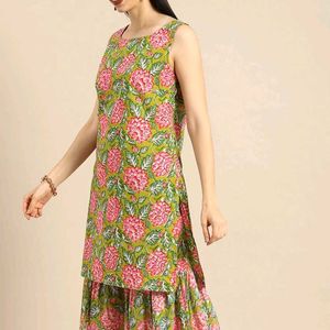 Three Pis Sleeveless Kurta Set For Beautiful Wear