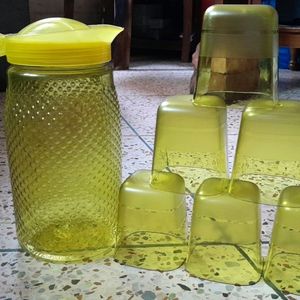 Design Mustard Yellow Jug With 6 Glasses