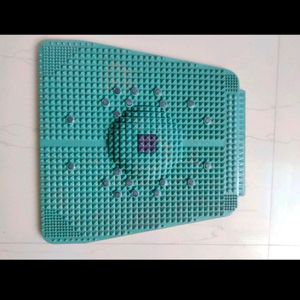 Accupressure pad with magnetic relief points. totally new and of very good quality