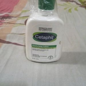 CETAPHIL Moisturising Lotion Vitamin E, B3 nd B5