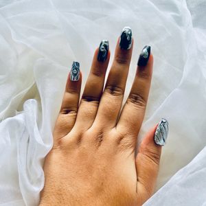 Y2K Silver Nails🩶