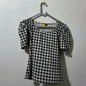 White Black Puff Sleves Top