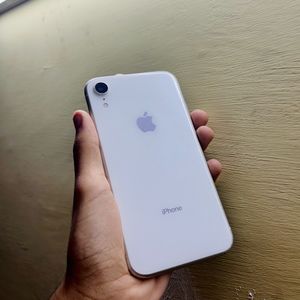 Apple iPhone XR